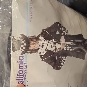 Costumes (x2) Mad Hatter and Queen of Hearts   for Daddy (XL) and Daughter (6-8)